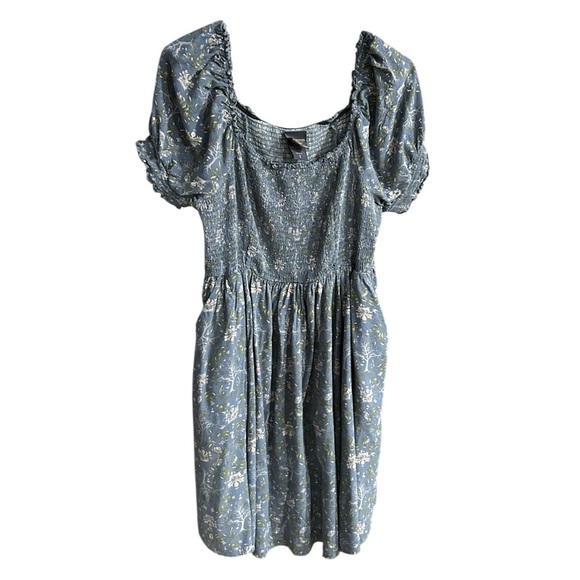 Torrid Plus Size 2 Outlander Mini Challis Smocked Floral Tree Dress with Pockets - Picture 5 of 14